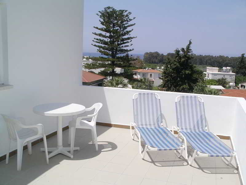 Renos Apartments Полис Экстерьер фото